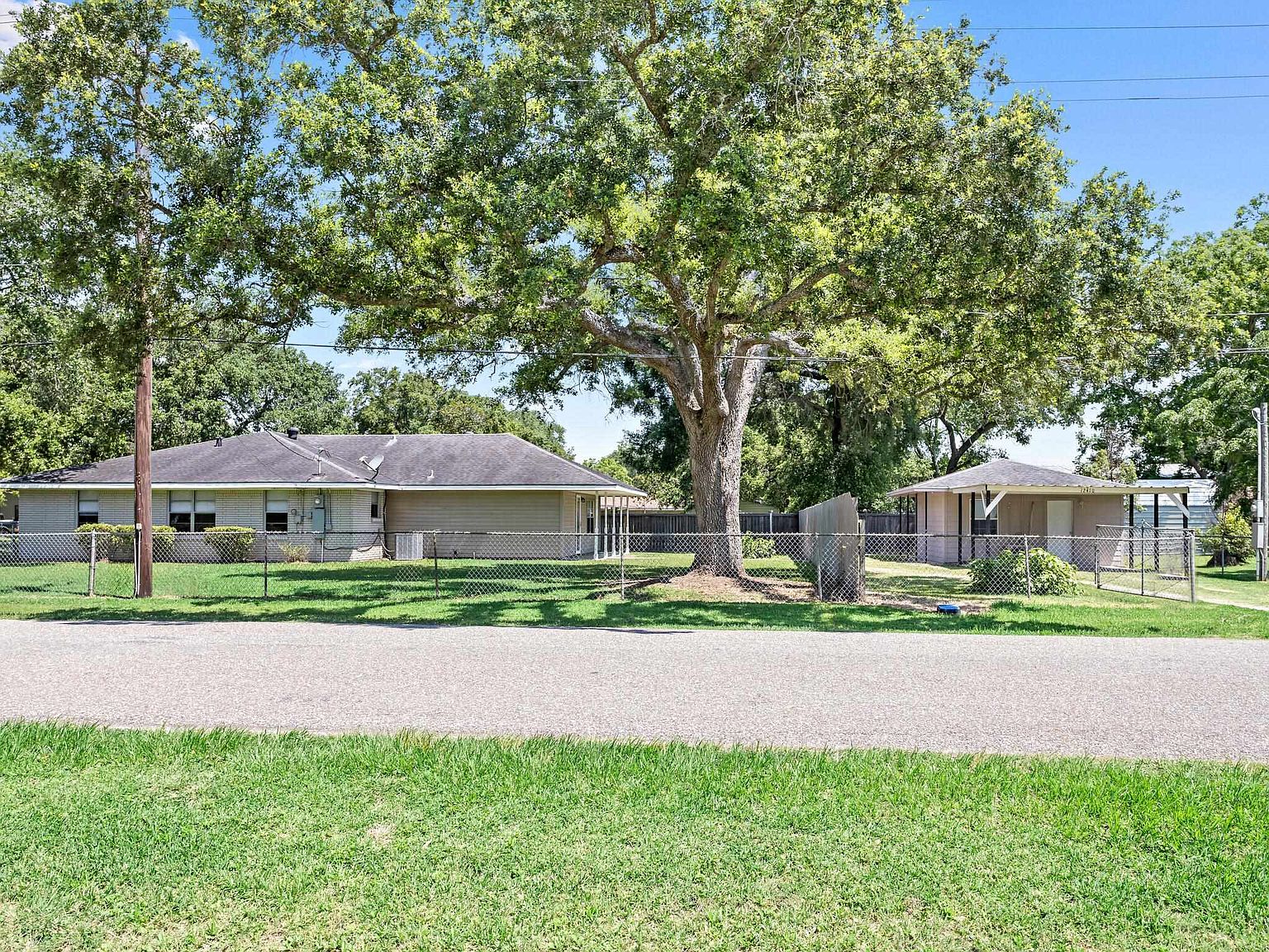 15589 San Jacinto St, Hamshire, TX 77622 MLS 248661 Zillow