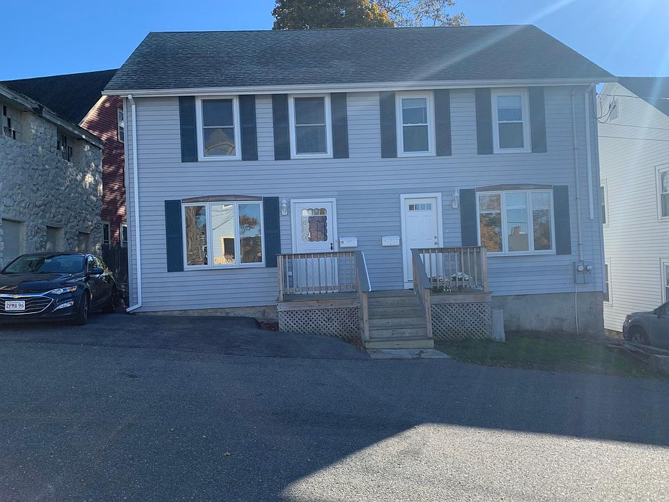 Front view of home
