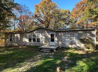 264 Peaceful Ln, Clifton Forge, VA 24422
