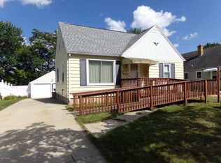 1232 Spring Ave NE, Grand Rapids, MI 49505