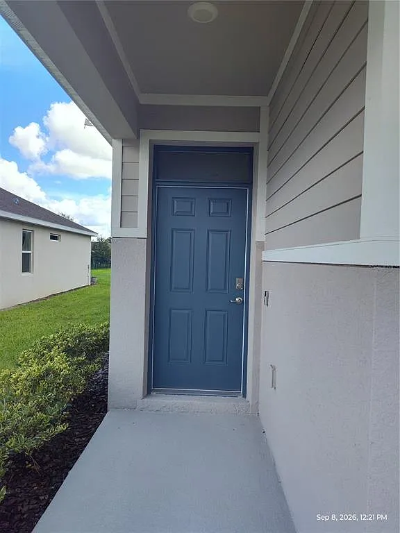 3 bed, 2.0 bath, 1614 sqft, $1,900 — Photo 2