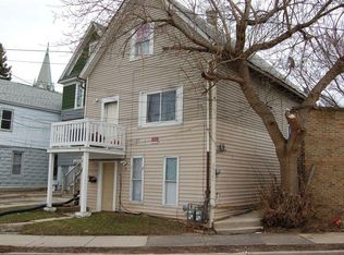 2418 S 16th St, Milwaukee, WI 53215