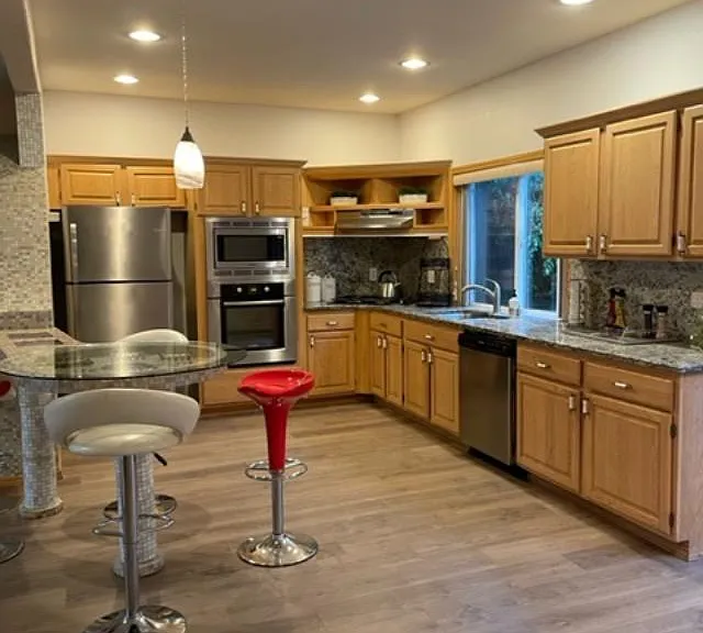 315 S 20th Pl — Photo 9