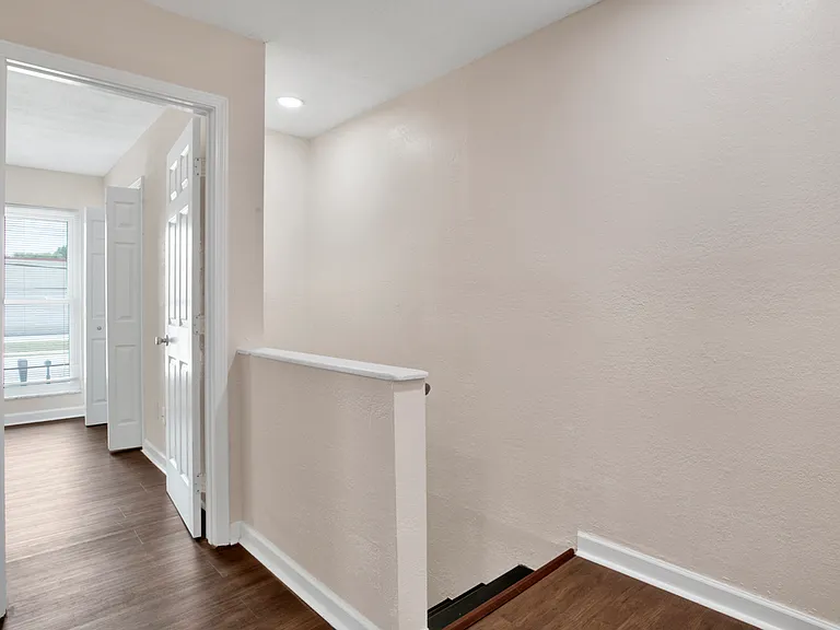 8140 Lillian Hwy — Photo 16
