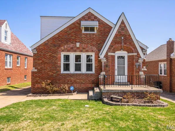 9026 Kathleen Ave, Saint Louis, MO 63123