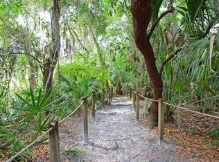 6837 Coyote Ridge Ct, University Park, FL 34201