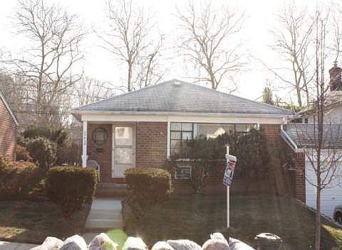 1st image of 24824 Van Zandt Ave