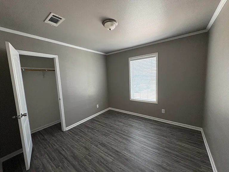 3501 SE 21st Ave #300 — Photo 4
