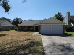 408 Harrington Ln, Euless, TX 76039