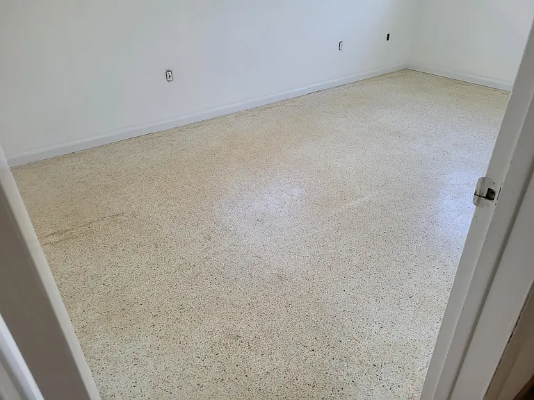 1721 Warfield Pl — Photo 9