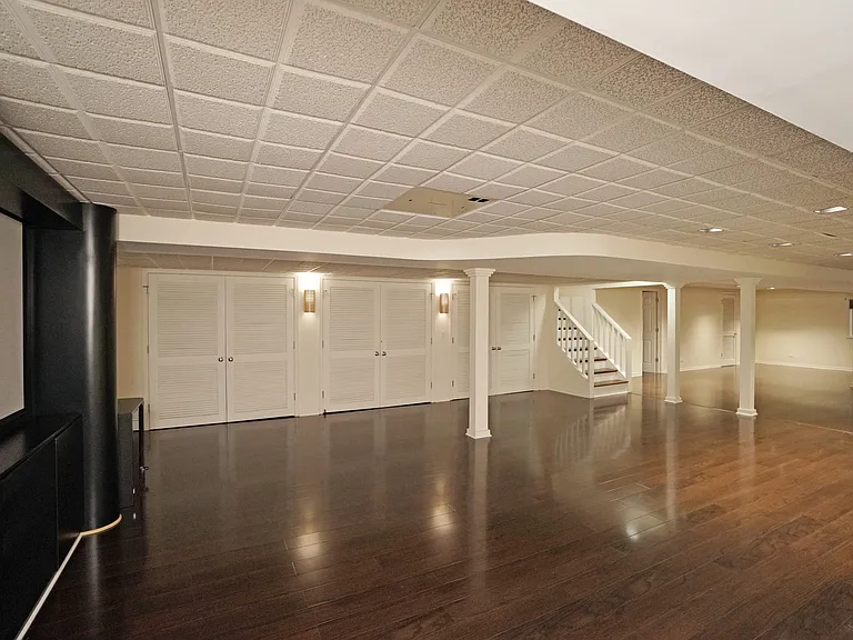 229 Willow Pkwy — Photo 26