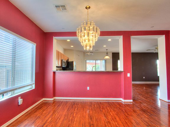 5th image of 901 W Vuelta Olivero