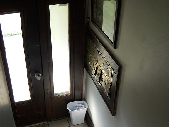 3rd image of 2409 4th St APT 3