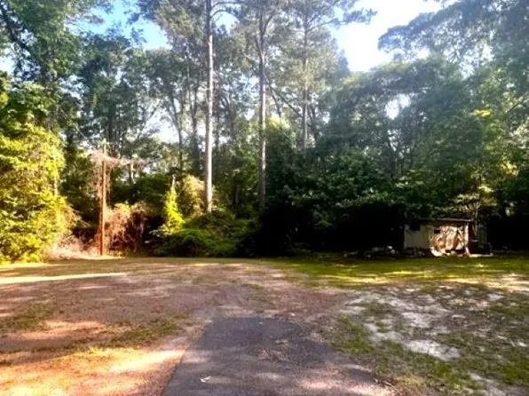 123 Davy Crockett Ct, Hemphill, TX 75948