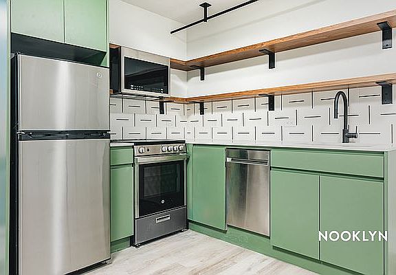 3rd image of 1510 Gates Ave #711