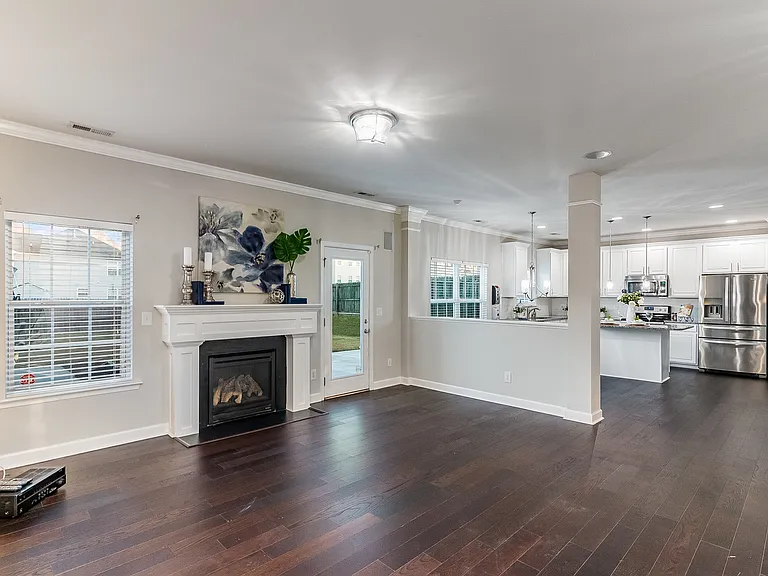 2902 Framer Ln — Photo 11