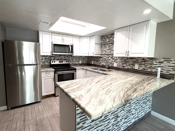 850 S River Dr Unit 1082, Tempe, AZ 85281