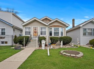 5520 W Grace St, Chicago, IL 60641