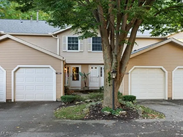 3951 Lake Run Blvd, Stow, OH 44224