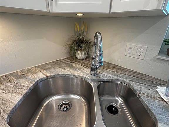 4th image of 4260 Placida Rd Unit 19C