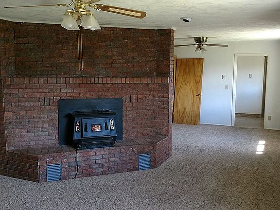 3rd image of 1371 N 2 E