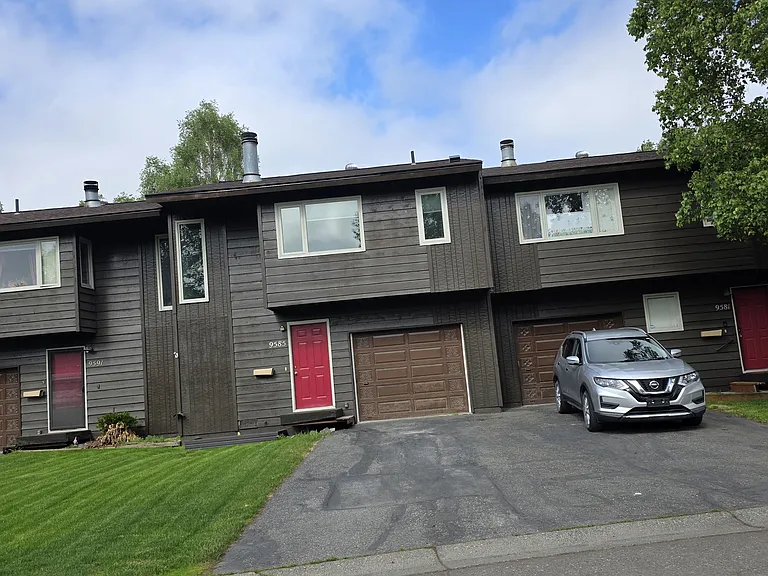 9585 Canton Loop — Photo 7