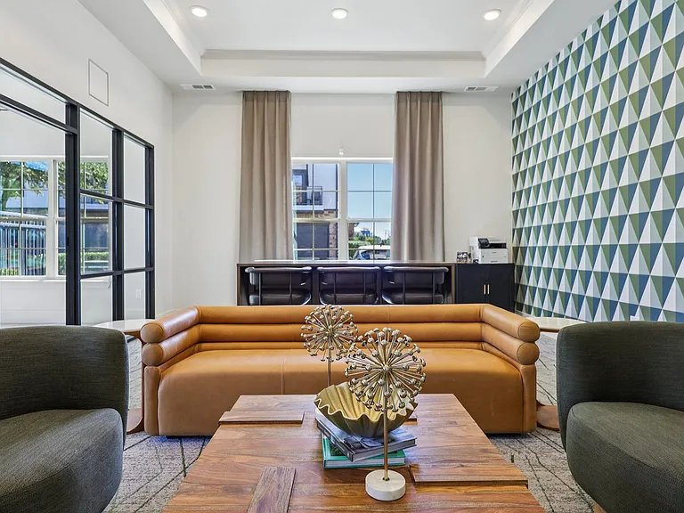 Vine + Vail Townhomes and Apartments — Photo 43