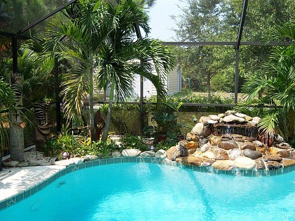 Tropical Pool