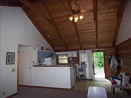 4th image of 23 Willis St