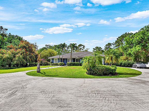 3rd image of 16398 Temple Boulevard