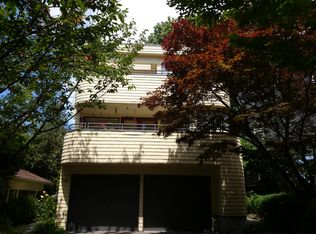 1062 E Blaine St, Seattle, WA 98102
