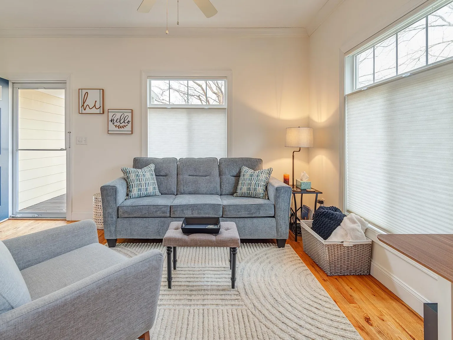 2 bed, 2.5 bath, 1000 sqft, $3,000 — Photo 4