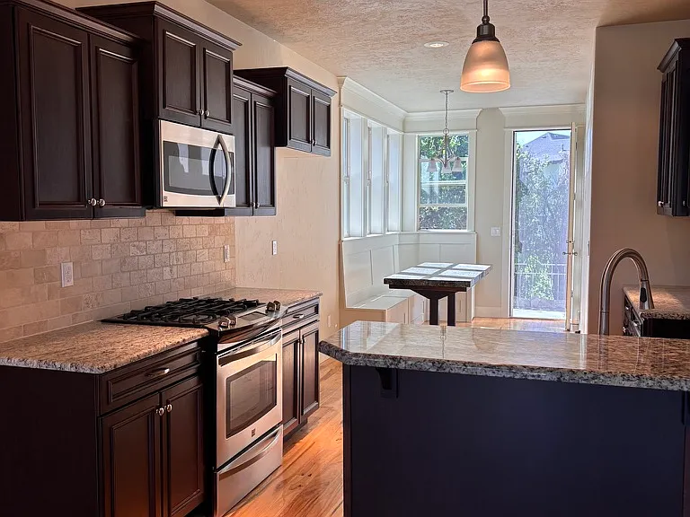 6374 N Mystic Cove Pl — Photo 5