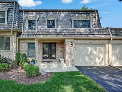 2S742 Avenue Cherbourg, Oak Brook, IL, 60523
