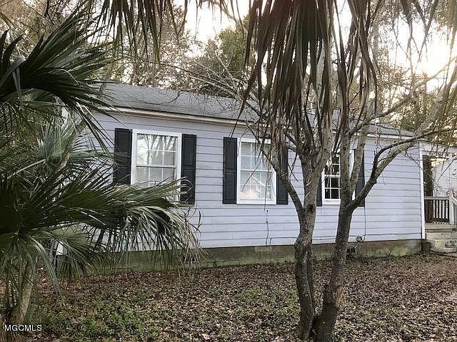1st image of 2091 Southern Ave