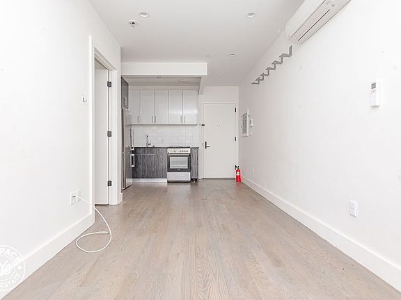 3rd image of 824 Saint Johns Pl #F2