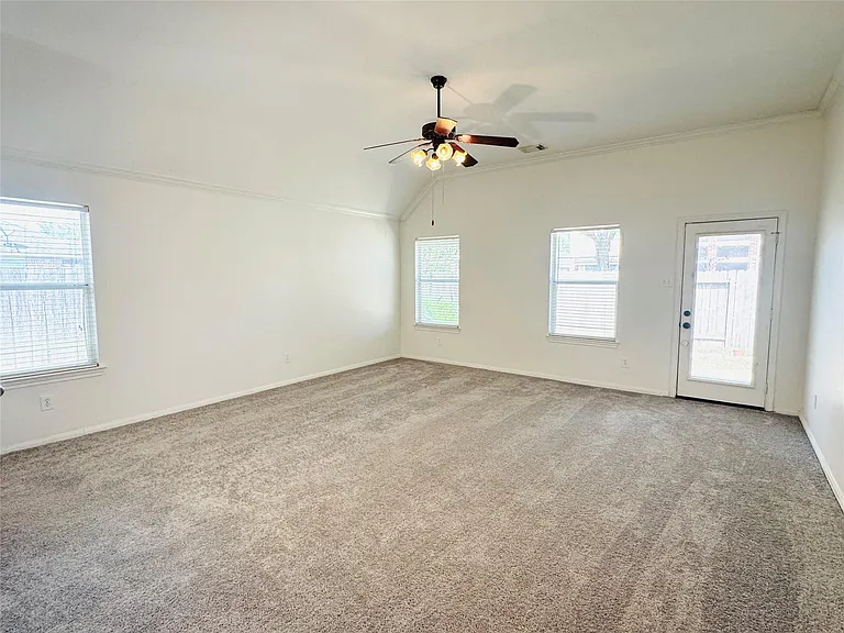2827 Fair Chase Dr — Photo 17