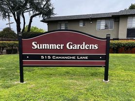 515 Camanche Lane - Summer Gardens Apartments