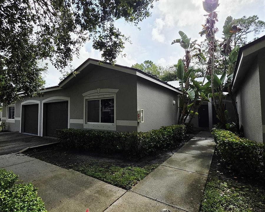 1st image of 260 Crestwood Cir #12
