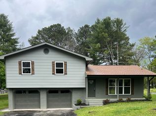 63 Townsend Cir, Ringgold, GA 30736