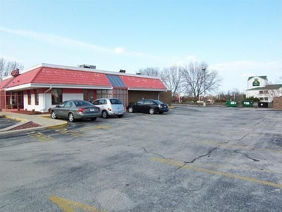 2nd image of 5430 N Lovers Lane Rd