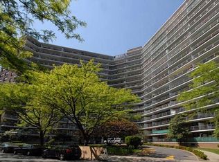 6260 99th St APT 1016, Rego Park, NY 11374