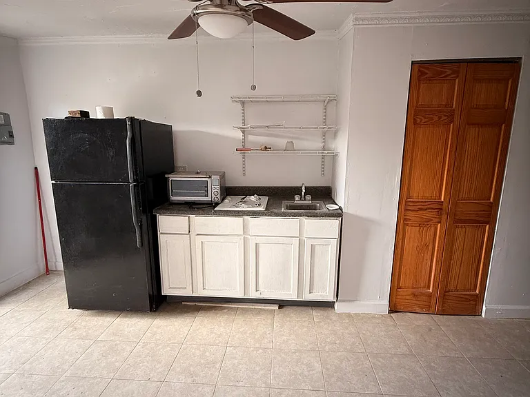 40 NW 78th St #1 — Photo 5