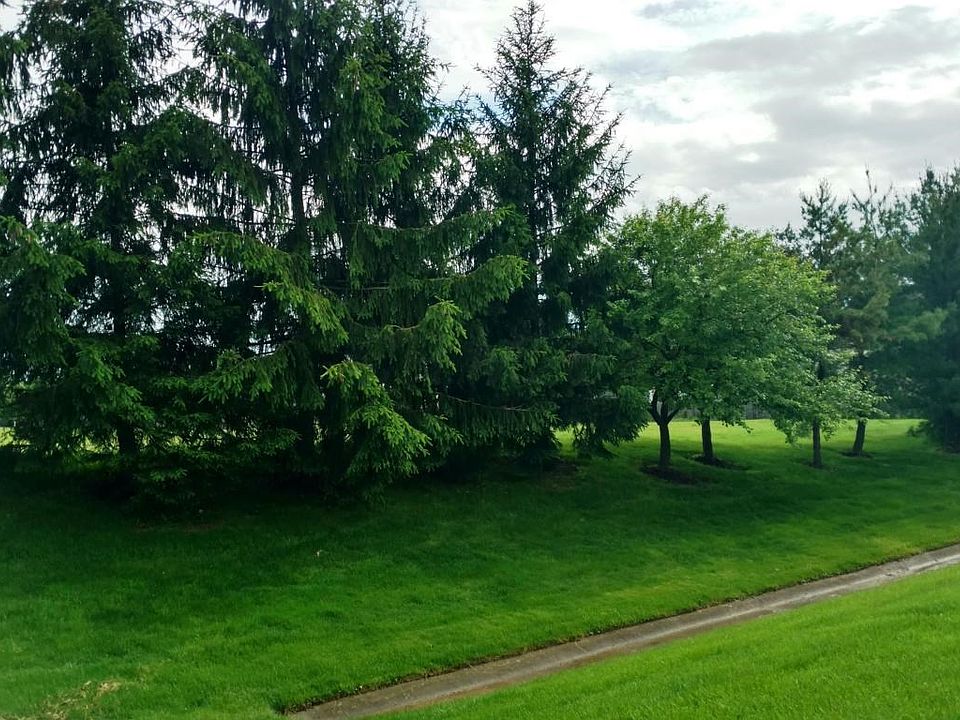 2nd image of 8561 Victoria Meadow Ln