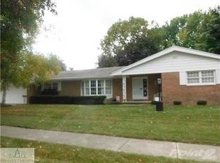 3605 Gleneden Dr, Lansing, MI 48906