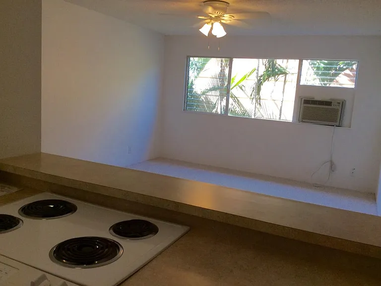 350 Aoloa St #B — Photo 4