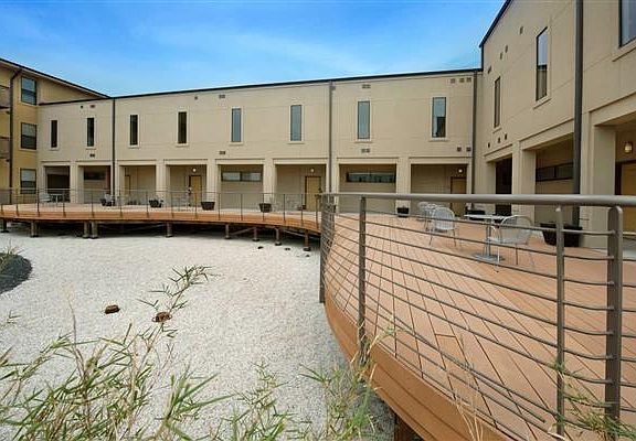 3rd image of 11501 Century Oaks Ter APT 3133