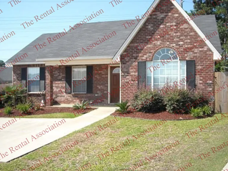 1207 Moss Hill Dr — Photo 1