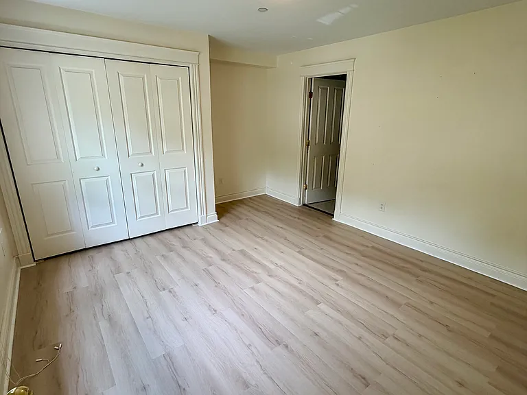944 Roosevelt Trl #19 — Photo 4