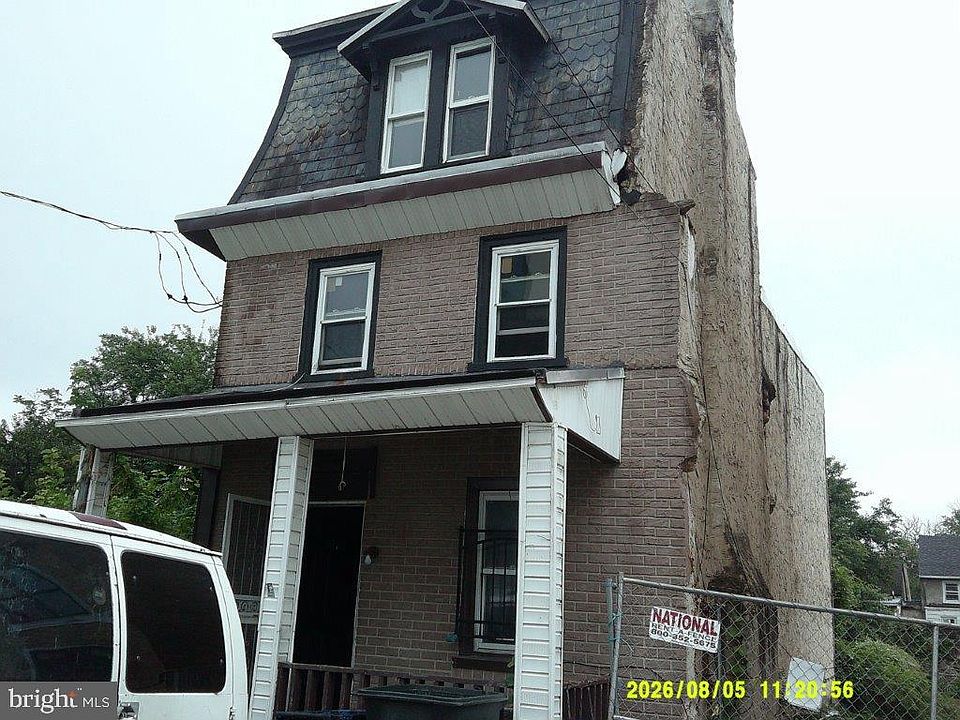 1st image of 228 E Bringhurst St